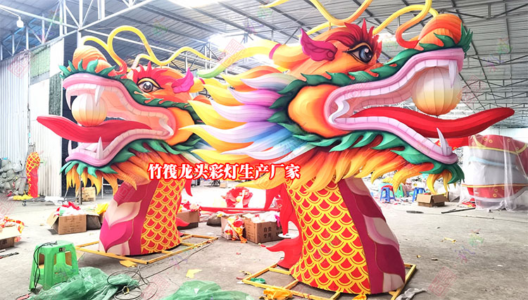 夜游竹筏龍舟為何成為許多景區(qū)的香餑餑？